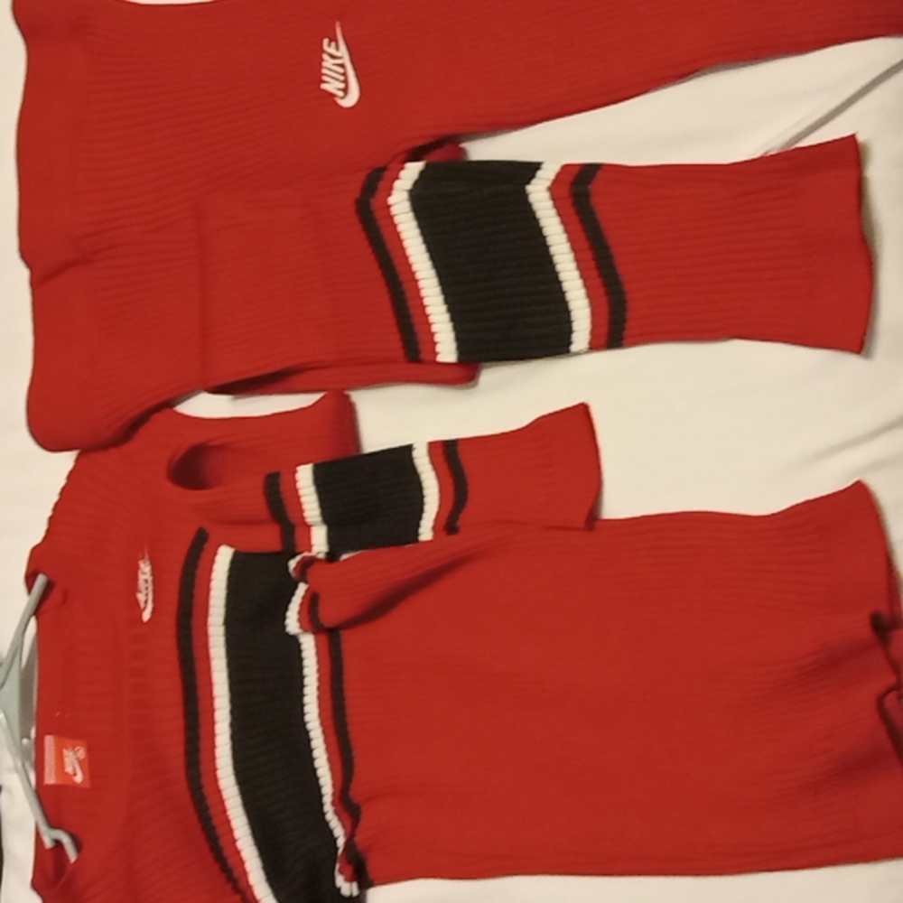 Nike Suit for Women Brand New (Stretchy)